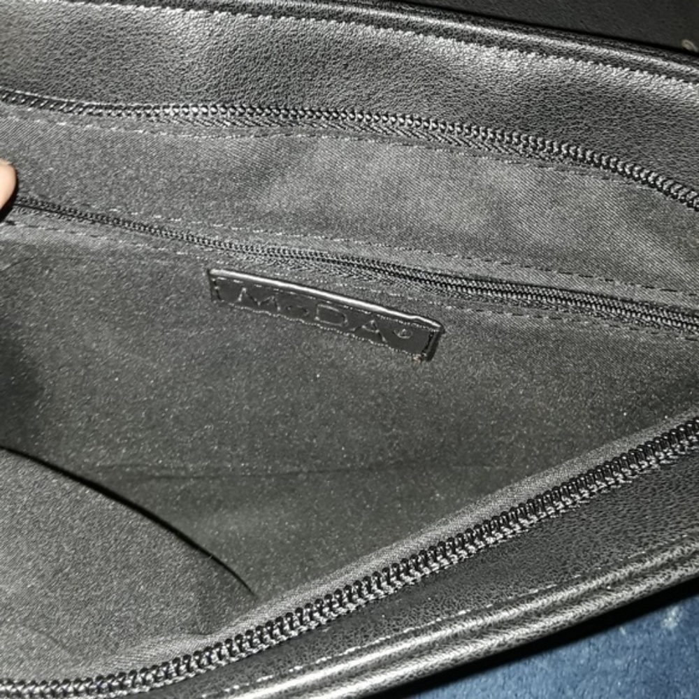 Chic Solid Black Vegan Leather Clutch - Picture 6 of 6